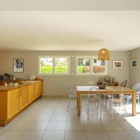 Du Bois Du Kador By Interhome * קרוזון